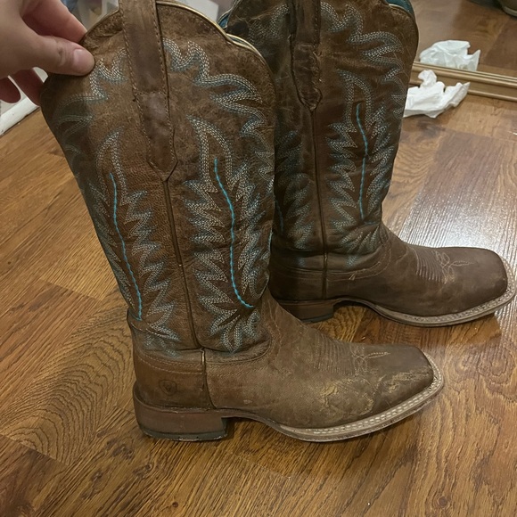 Brand new ariat  boots - Picture 3 of 6